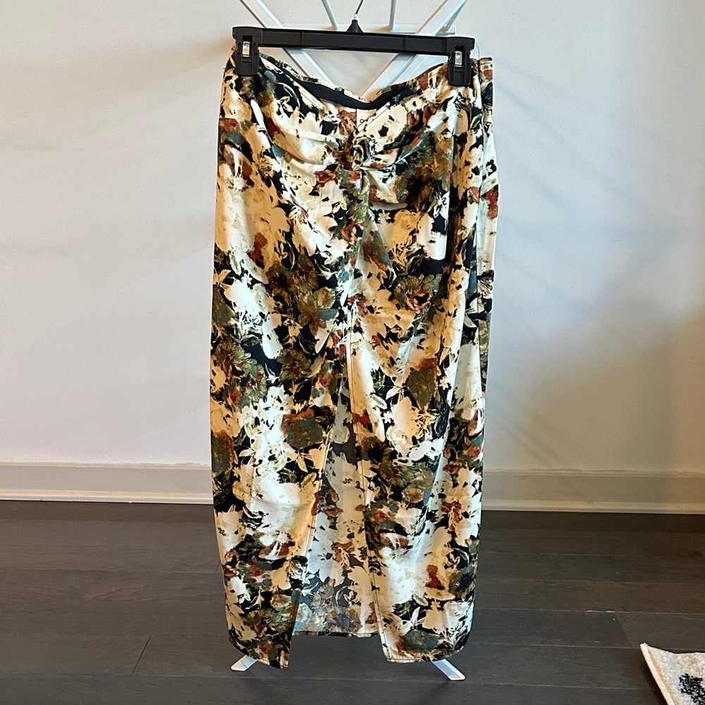 Abstract Print Maxi Skirt